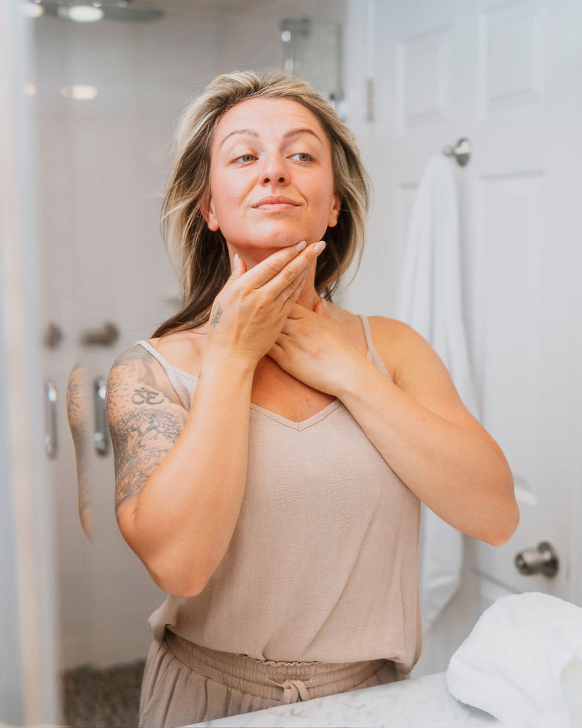 Puffy Face in the AM? Here’s How to Do a Lymphatic Drainage Facial Massage at Home with the Herbal Face Ritual