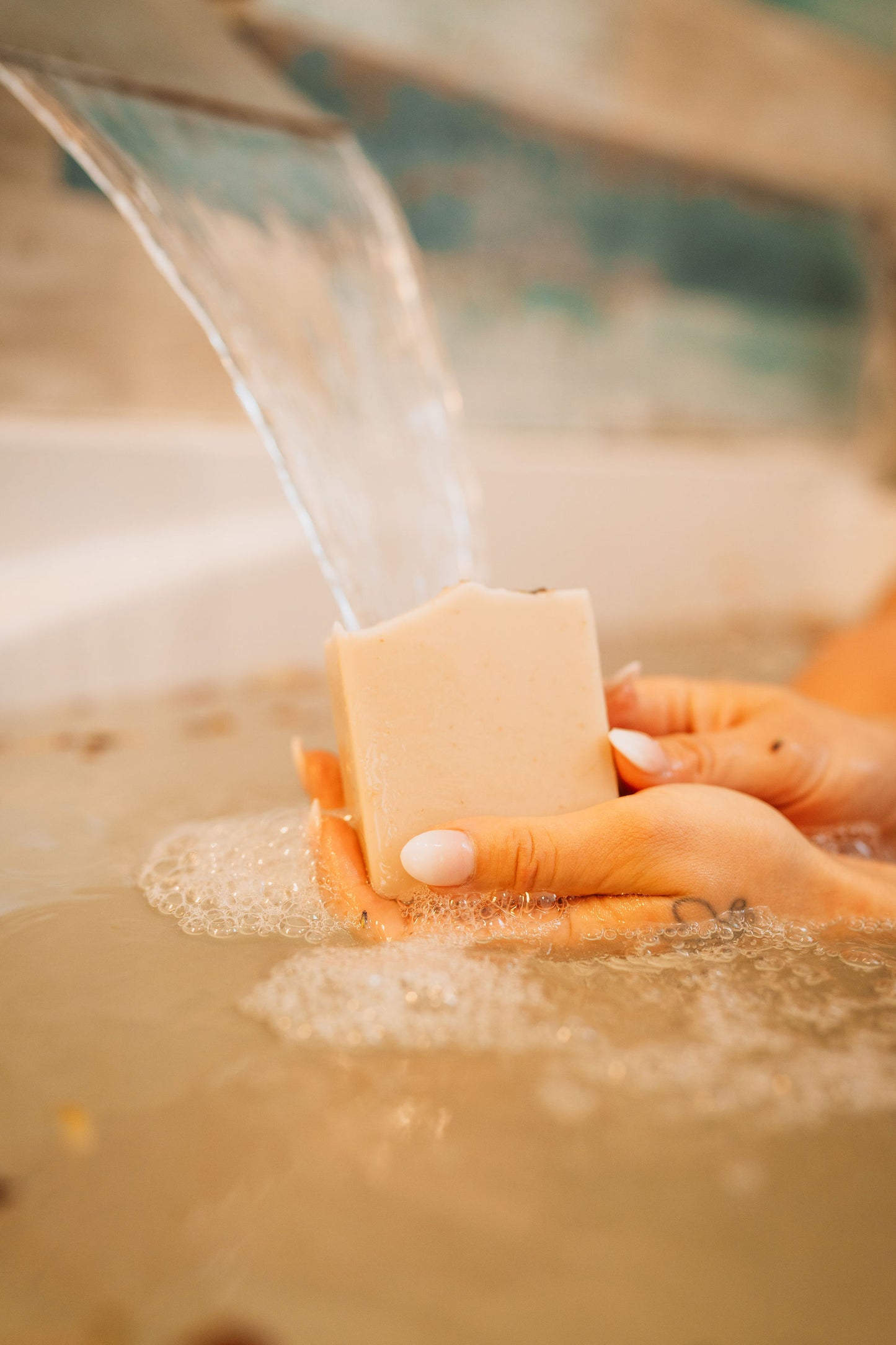 Lavender, Coconut, Honey & Oats Plant Based Bar Soap