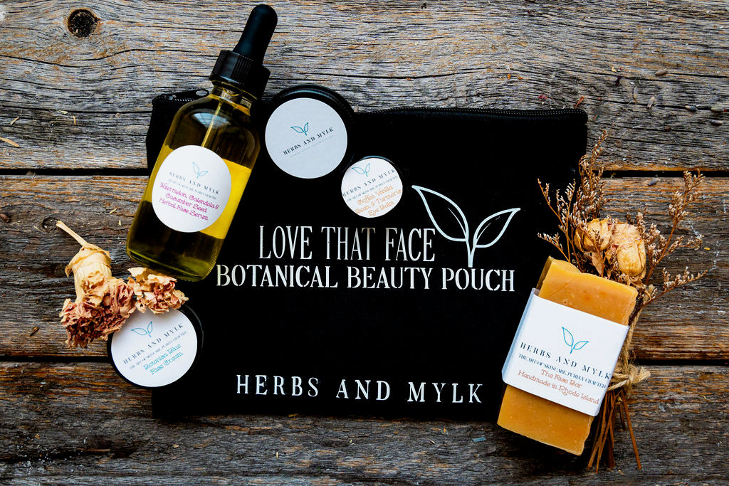 Love That Face Botanical Beauty Travel Bag