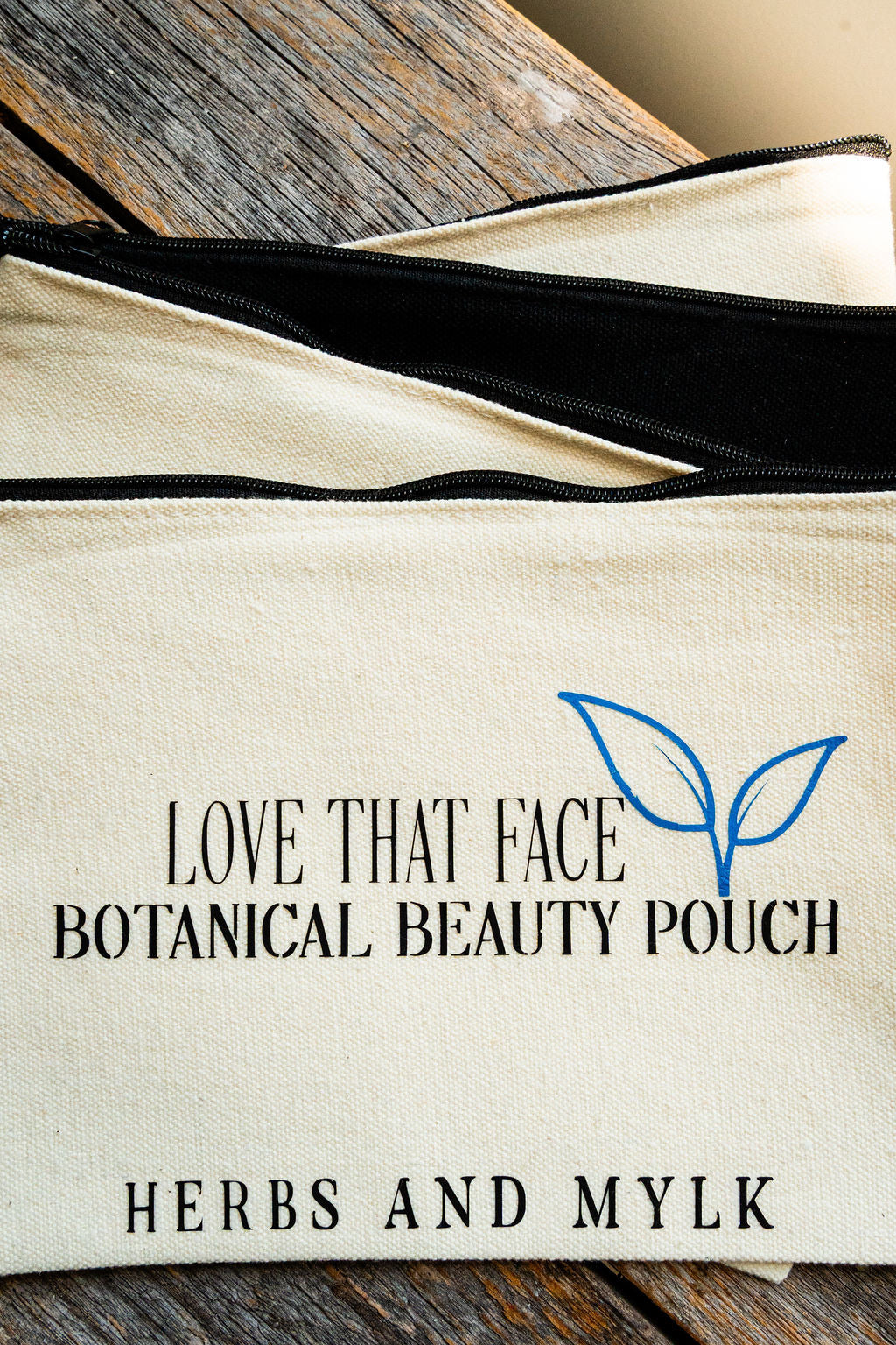 Love That Face Botanical Beauty Travel Bag