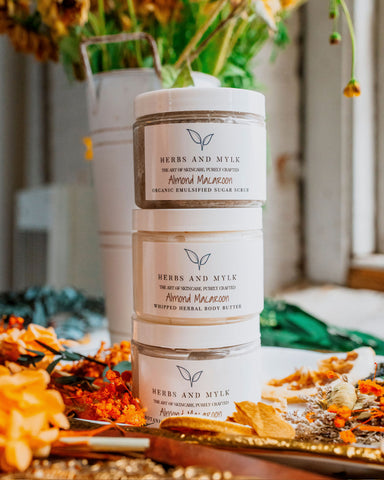 Almond Macaroon Skincare Set